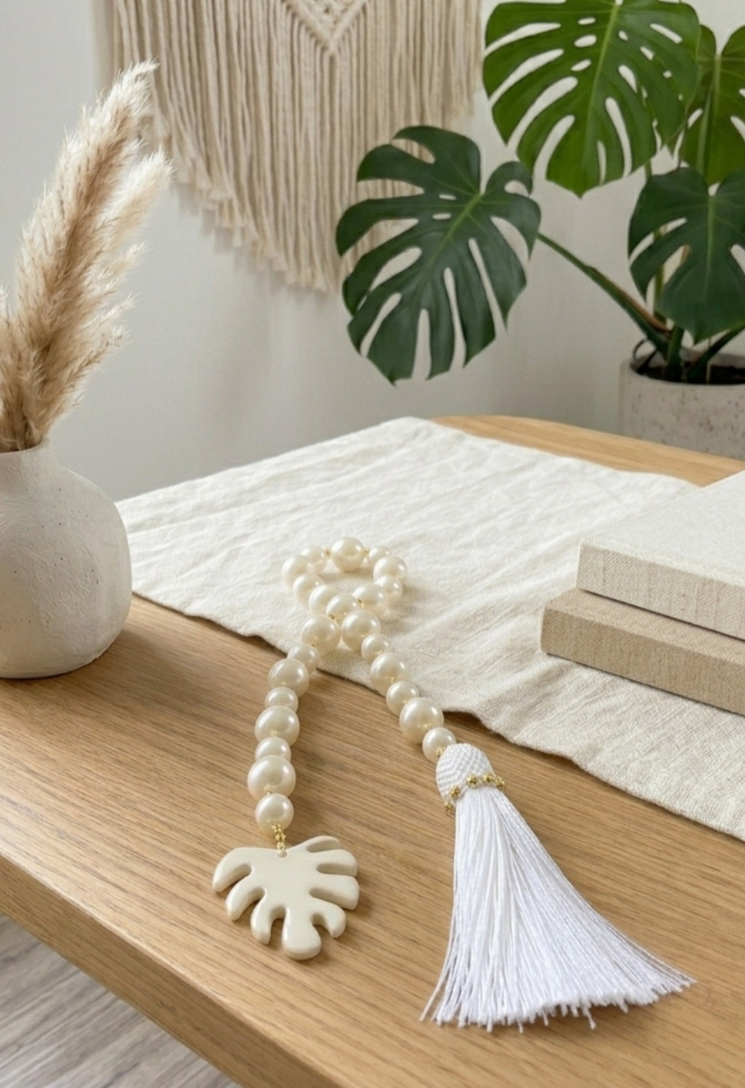 Colar de Mesa Monstera